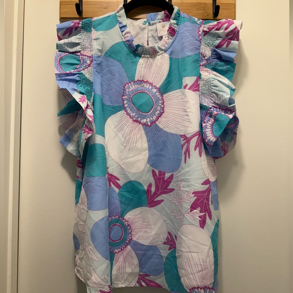 NWOT J.Marie Mia Raye Ruffle Sleeve Top